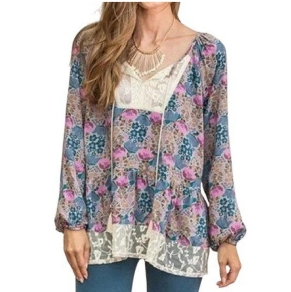 Matilda Jane floral with the lace bottom top - Picture 1 of 4